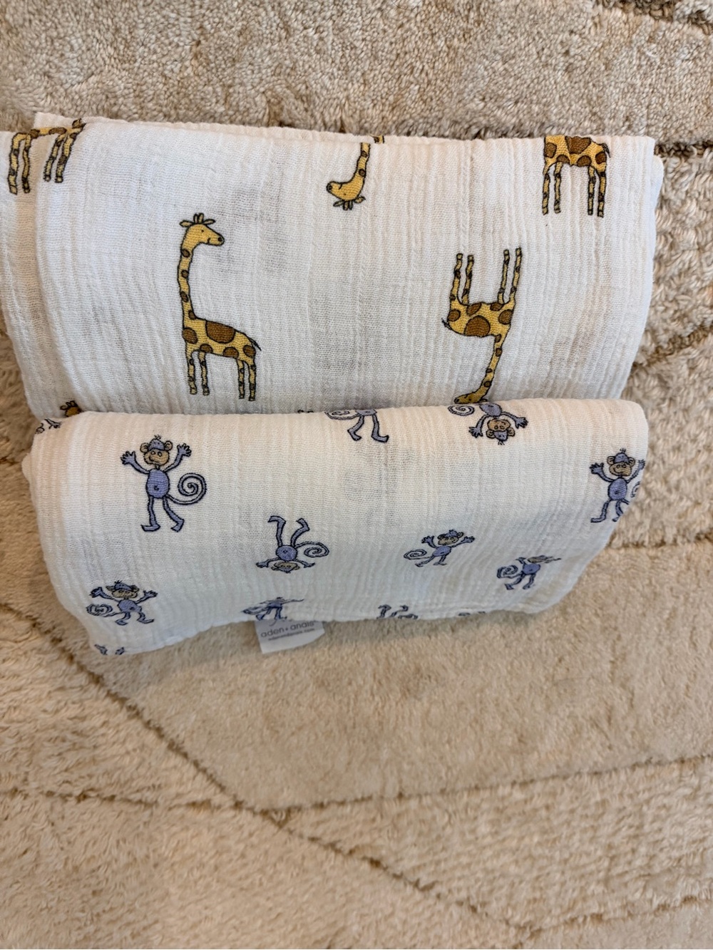 aden + anais Giraffe & Monkey Muslin Swaddle Set - White, Yellow, Blue